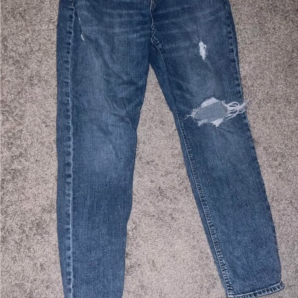 Old Navy Women's Distressed Straight Leg Jeans - Blue